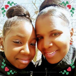 Meet your Posher, Denise